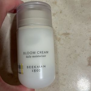 Bloom cream moisturizer